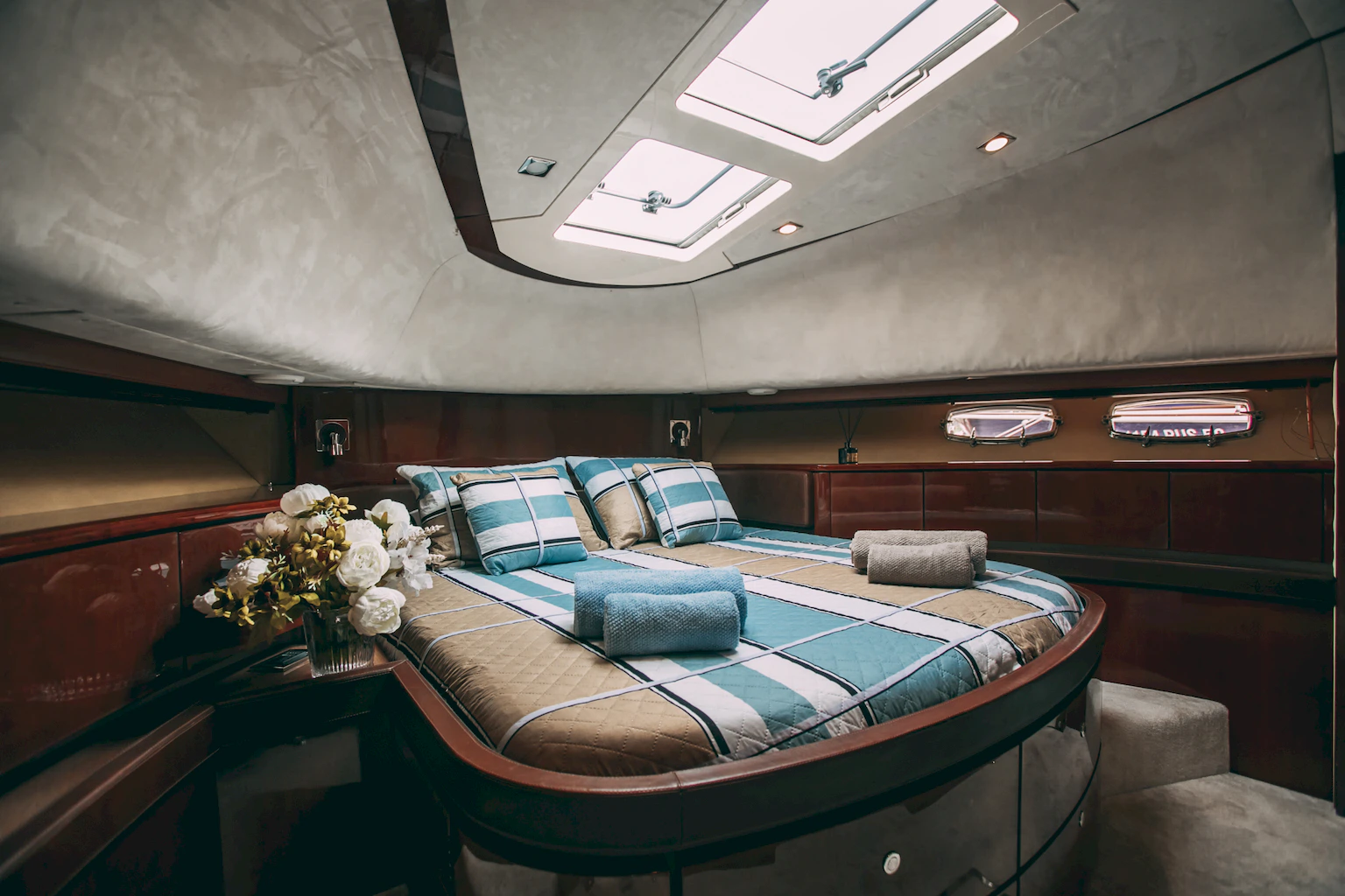 Fairline Squadron 68 (Аврора) image- 28